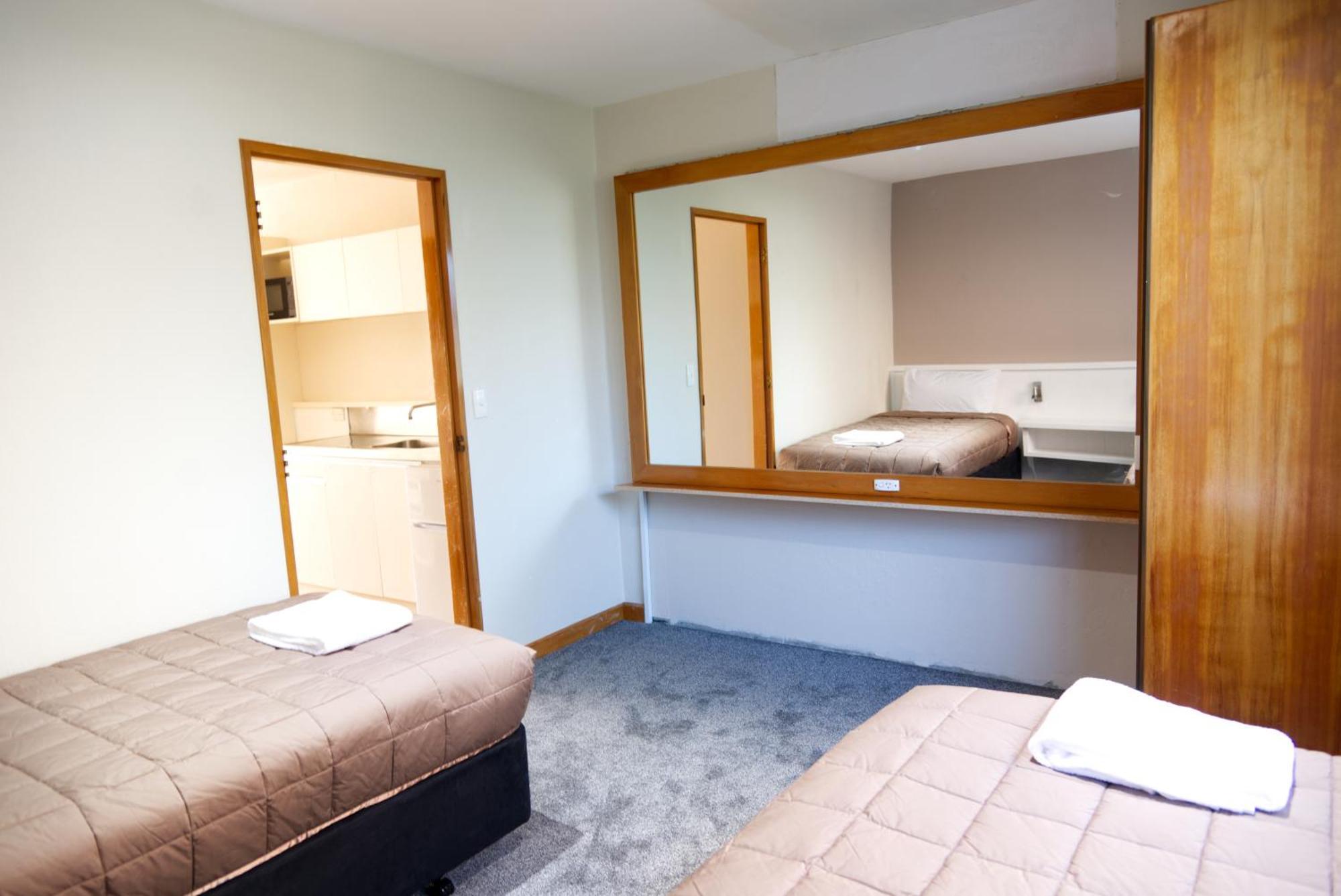 Aotea Lodge Porirua Eksteriør billede