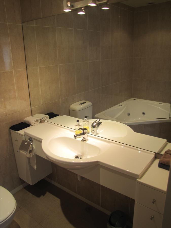 Aotea Lodge Porirua Eksteriør billede