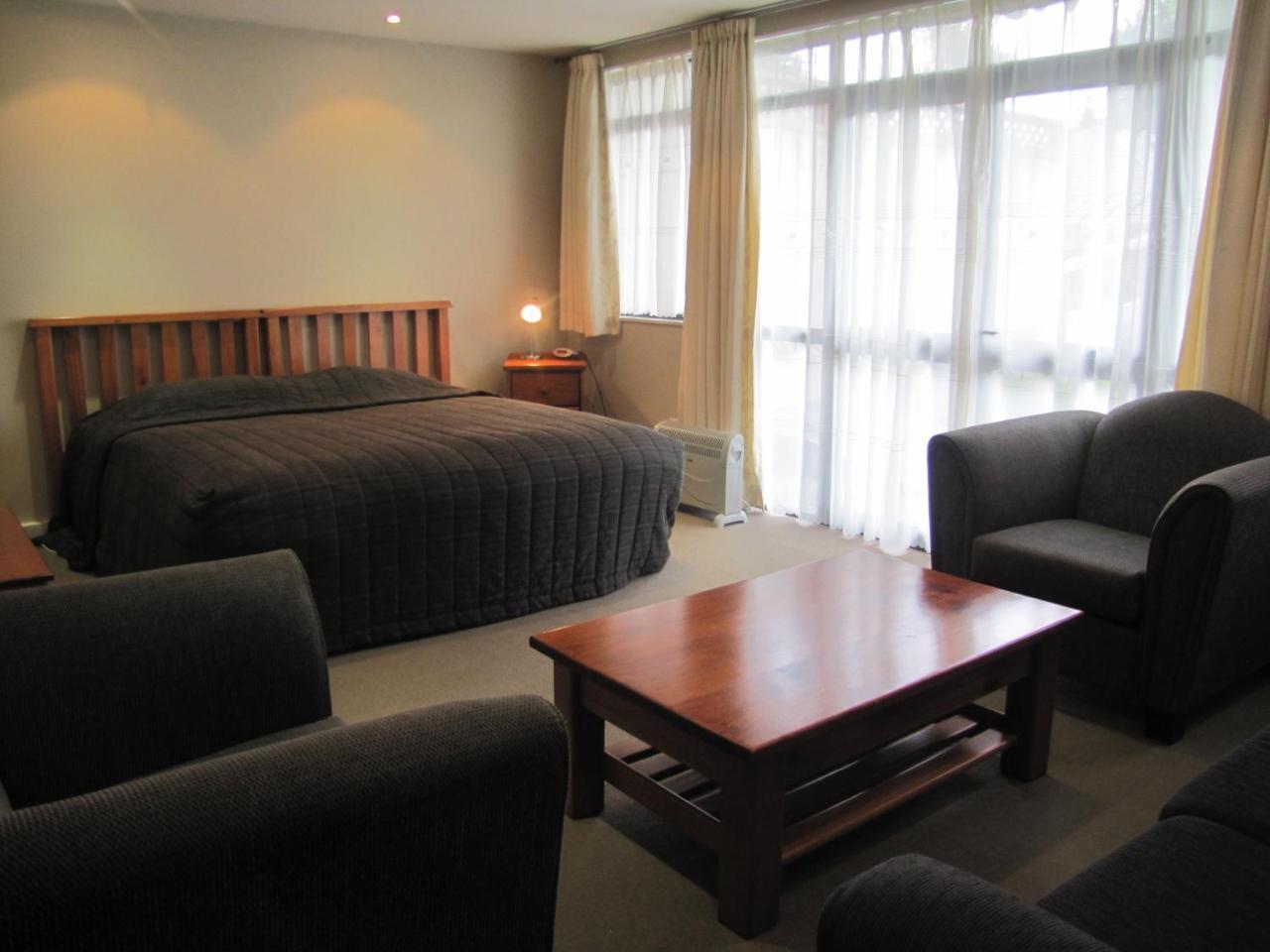 Aotea Lodge Porirua Eksteriør billede