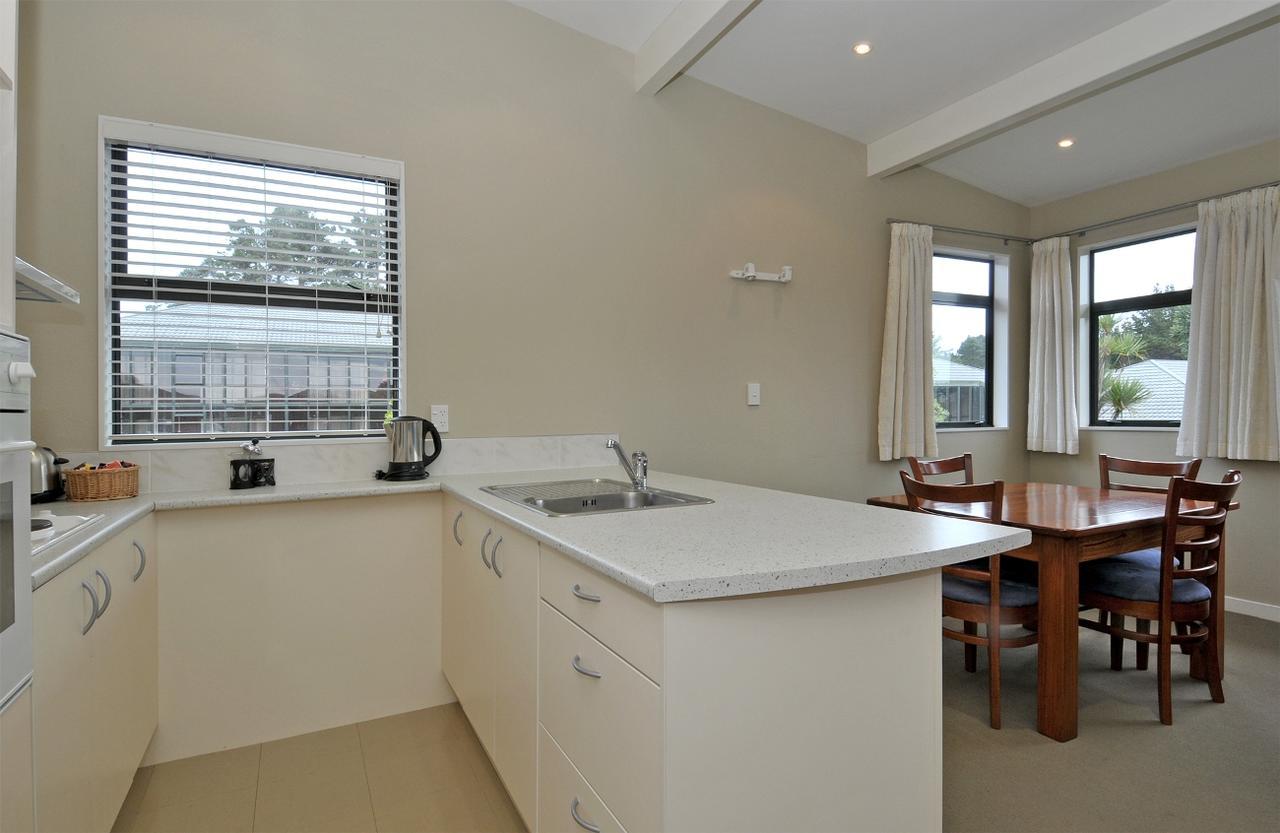 Aotea Lodge Porirua Eksteriør billede
